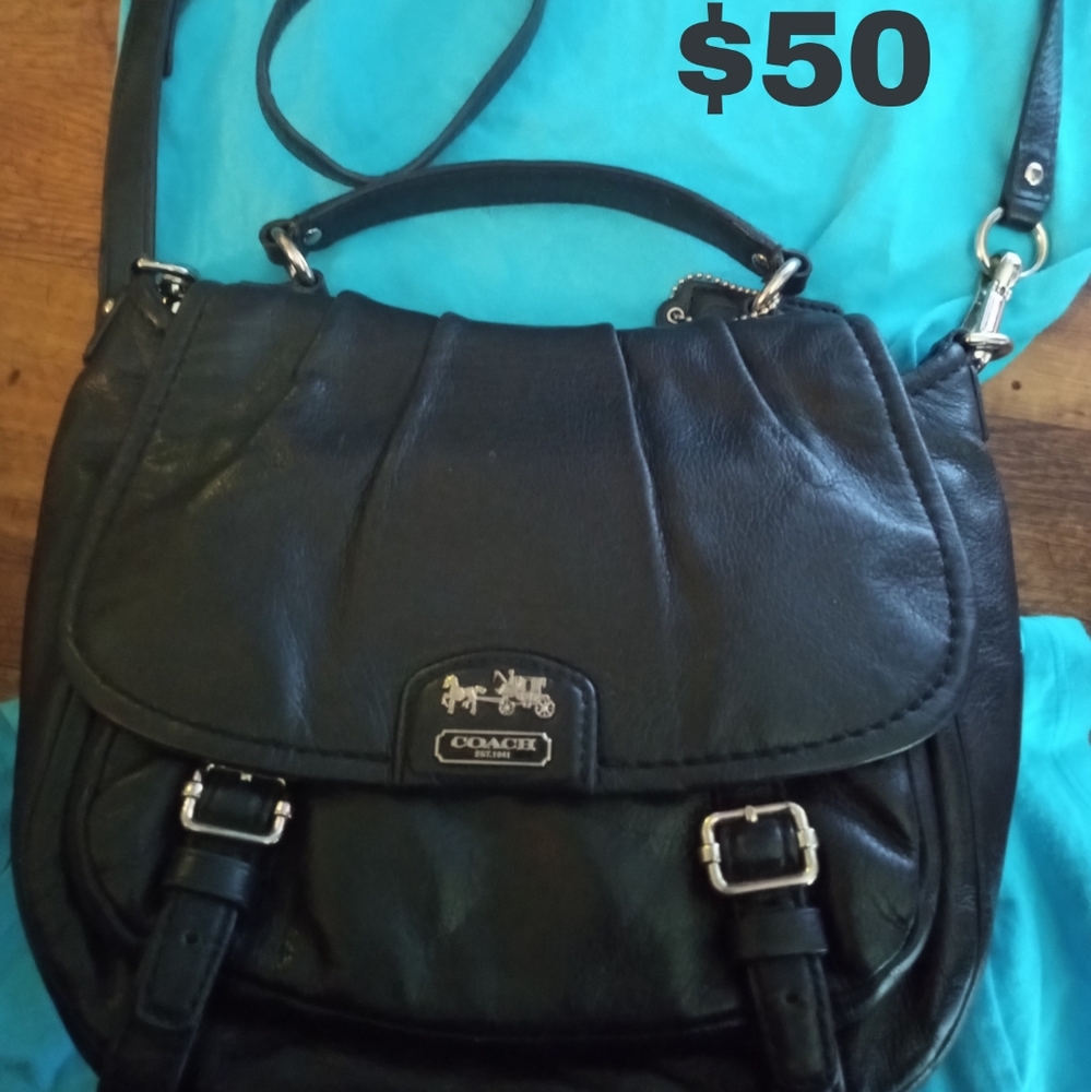 Vintage crossbody Coach purse